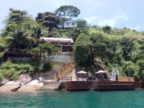 Casa frente ao Mar em Condominio com piscina deck para embarcacoes & Passeios privativos de lancha